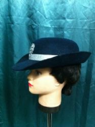 כובע נשים משטרה