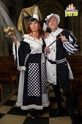 תלבושת ימי הביניים לזוג - דגם שחמט