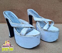 ‏‏סנדלי פלטפורמה וינטג'