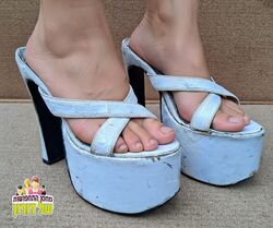 ‏‏סנדלי פלטפורמה וינטג'