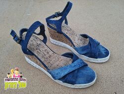 סנדלי פלטפורמה שעם כחול שנות ה70